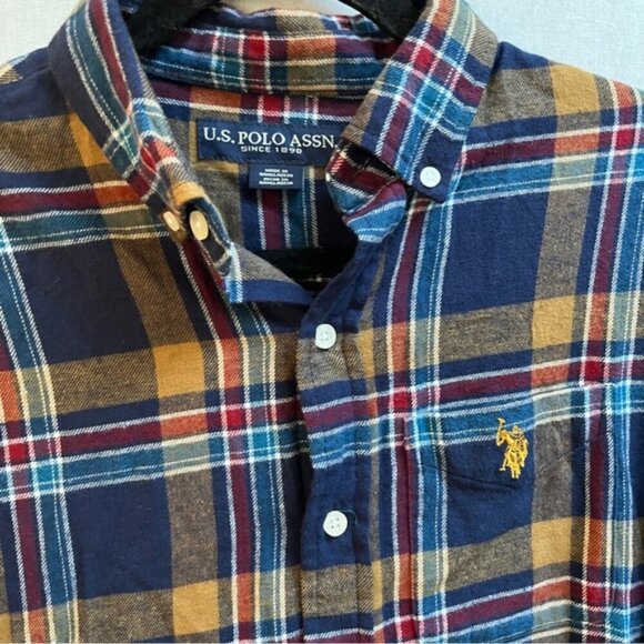 U.S Polo Assn cotton Plaid collar button up shirt Sz S - Picture 3 of 8